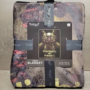 Five Nights at Freddy's Throw Blanket 45 x 60 Skull Split FNAF Bioworld Spirit